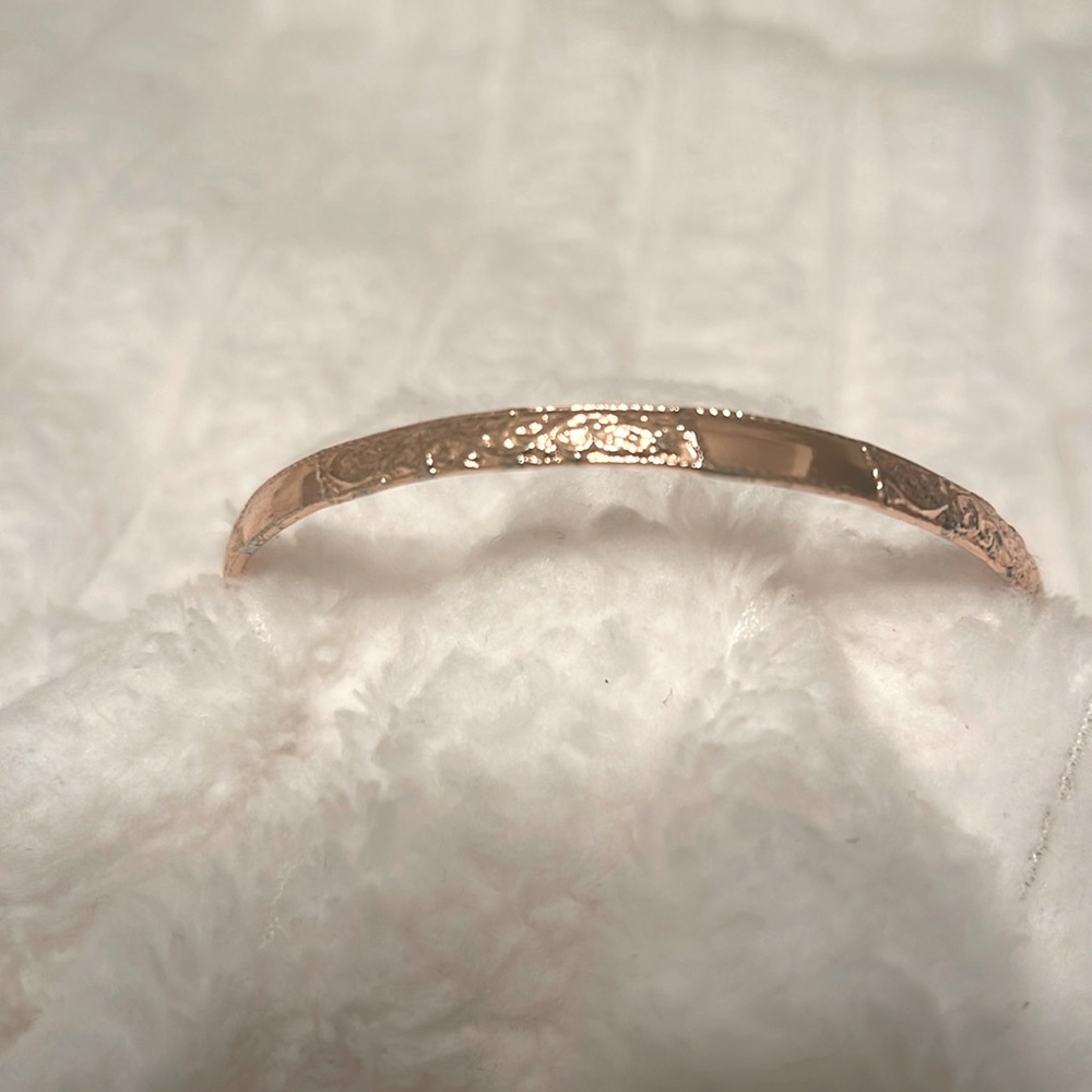Elegant Rose Gold-Toned Bangle Bracelet NWOT